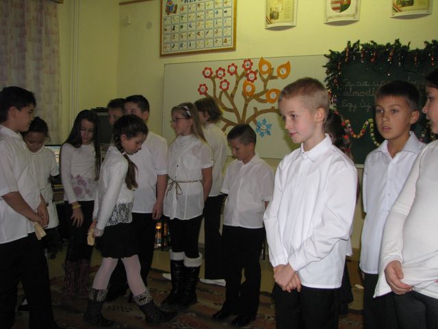 gal/Karacsony 3.a/img_4107.jpg